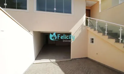 Sobrado NOVO com 4 dorms, 1 suíte, 6 vagas, 228m2 no Jardim Felicidade