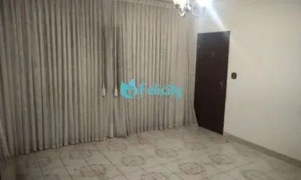Casa térrea com 2 dorms, 3 vagas, 127m2 no Jardim Santo Elias