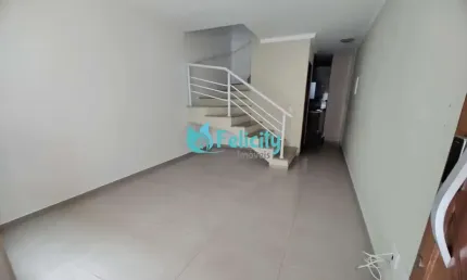 Sobrado de Condomínio com 2 suítes, 2 vagas, 64m2 na Vila Boaçava