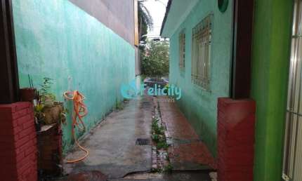 Casa com 2 quartos para alugar na Rua Joaquim Oliveira Freitas, 5, Vila Mangalot, São Paulo