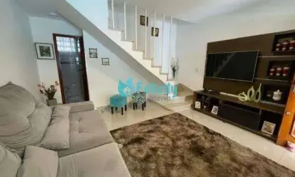 Sobrado com 2 dorms, 2 vagas, 84m2 no Jardim Mangalot