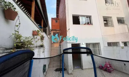 Sobrado com 3 dorms, 2 vagas, 86m2 no conj. res. vista
