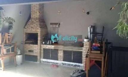 Sobrado com 4 dorms, 2 suítes, 4 vagas, 174m2 na Vila Pereira Barreto