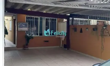 Sobrado com 3 dorms, 1 suíte, 2 vagas, 211m2 na chácara inglesa