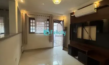 Sobrado em condominio com 3 dorms, 2 suítes, 2 vagas, 121m2 no piqueri
