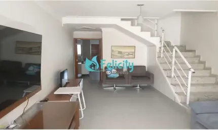Sobrado com 3 dorms, 1 suíte, 2 vagas, 180m2 na chácara inglesa