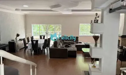 Sobrado com 4 suítes, 8 vagas, 500m2 no city américa