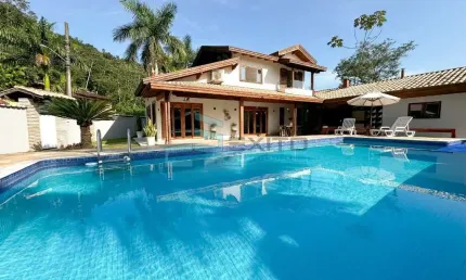 Casa em condomínio fechado com 4 quartos à venda na Rua Guaivira, 437, Mar Verde, Caraguatatuba, 3 m2 por R$ 2.200.000