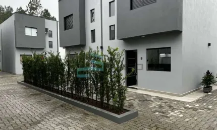Casa em condomínio fechado com 2 quartos à venda na Rua Dois, 60, Balneário Copacabana, Caraguatatuba, 100 m2 por R$ 439.000