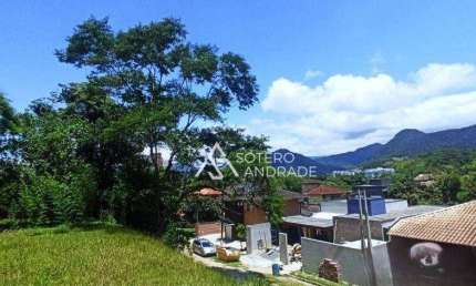 Terreno no Recanto Sandra na praia Martin de Sá, a 10 min. do centro de Caraguatatuba