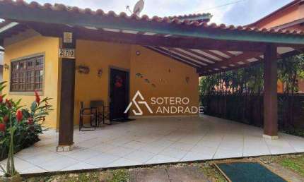 Casa com duas suítes dentro do Condomínio  Mar Verde , excelente  localização.