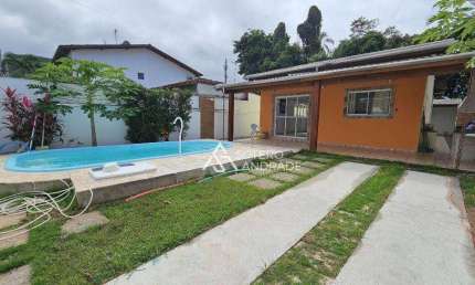 Casa com 3 dormitórios para alugar, 160 m² por R$ 3.900,00/mês - Massaguaçu - Caraguatatuba/SP