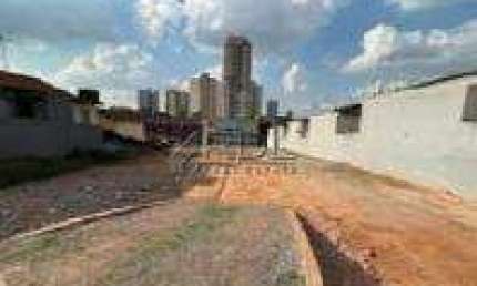 Terreno à venda na Rua Barão do Rio Branco, 490, Vila Eldízia, Santo André