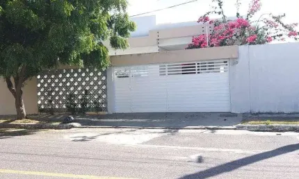 Casa com 3 quartos à venda na Rua Evaldo Campos Júnior, Aruana, Aracaju