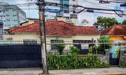 Casa à venda em rua pública, tamarineira , recife, pe