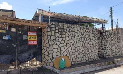 Casa à venda em rua pública, BARRO DURO, Maceió, AL
