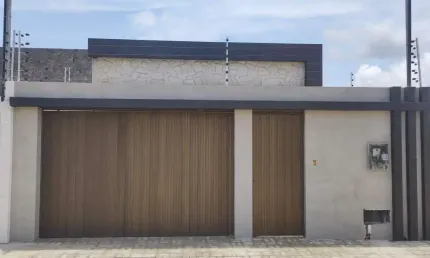 Casa com 3 quartos à venda na Rua Deuzinha Vieira, 139, Aruana, Aracaju