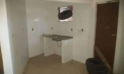 Casa para vender e alugar em rua pública, undefined , Salvador, undefined