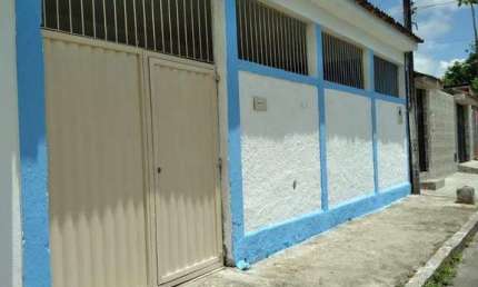 Casa à venda em rua pública, BENEDITO BENTES, Maceió, AL