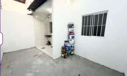 Casa à venda em rua pública, TRÊS IRMÃS, Campina Grande, PB