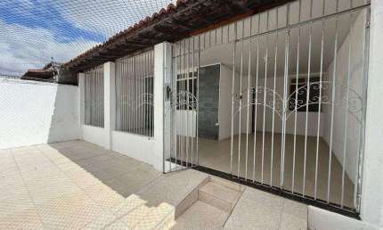 Casa à venda em rua pública, JABOTIANA, Aracaju, SE