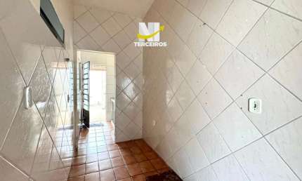 Casa à venda em rua pública, CIDADE UNIVERSITÁRIA , Maceió, AL
