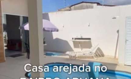 Casa com 3 quartos à venda na Rua T, 56, Aruana, Aracaju