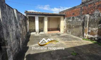 Casa à venda em rua pública, CIRURGIA , Aracaju, SE