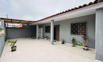 Casa à venda em rua pública, FAROLÂNDIA , Aracaju, SE