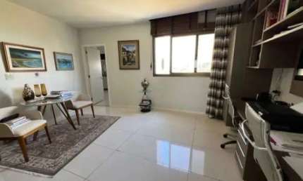 Apartamento à venda no MANSÃO LUCIANO BARRETO JR. - AVENIDA OVIEDO TEIXE , JARDINS , Aracaju, SE