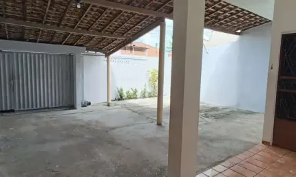 Casa à venda em rua pública, CIDADE UNIVERSITÁRIA , Maceió, AL