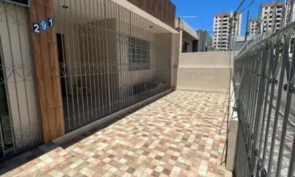 Casa à venda em rua pública, SALGADO FILHO , Aracaju, SE