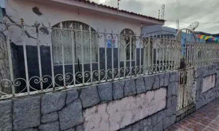Casa à venda em rua pública, cirurgia , aracaju, se