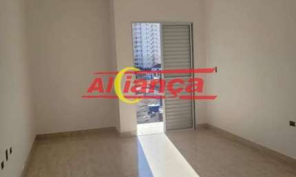 SOBRADO PARA ALUGAR COM 03 QUARTOS, SUÍTE, 02 VAGAS, 180M², GOPOÚVA - GUARULHOS/SP POR R$ 4.500,00