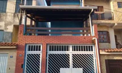 Sobrado para alugar, 5 quartos, 2 vagas de garagem, 250m² - Parque Continental II - por R$ 3.500,00