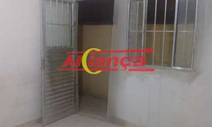 Casa residencial para alugar com 2 quartos, sala, cozinha, PQ. Santos  Dumont, Guarulhos