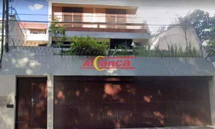 Sobrado para alugar com 4 quartos e 3 vagas no Jardim Maia - Por R$ 8.800,00
