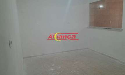 CASA PARA ALUGAR COM 1 QUARTO, 01 VAGA, 85m² - JARDIM ANGÉLICA - GUARULHOS/SP POR R$1.000,00