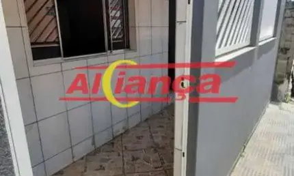 Casa Comercial para alugar com 2 quartos, área serviço, Pimentas, Guarulhos por R$: 2.500,00