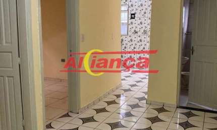 Casa para alugar, 2 quartos 90 m², Jardim Presidente Dutra- Guarulhos R$ 1.350,00
