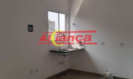 CASA PARA ALUGAR COM 01 QUARTO, 30M², JARDIM ADRIANA - GUARULHOS/SP POR R$ 1.000,00