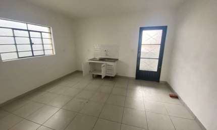 Sala comercial sem elevador com banheiro coletivo  para alugar, 26 m² - Bairro - Jardim Rosa de Fran