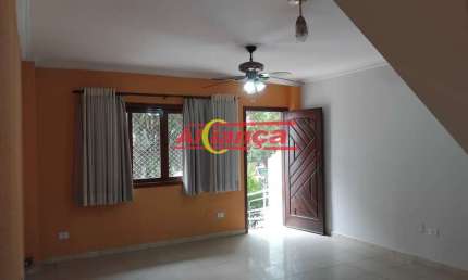 Casa de condominio 2 quartos, sendo 1 suíte e 4 vagas 130m², Vila Augusta-R$ 4.500,00
