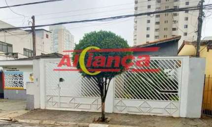 Casa comercial com 300m², 8 salas e 5 vagas de garagem no Centro de Guarulhos Por R$ 6.000,00