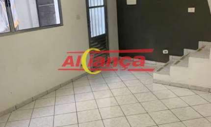 SOBRADO PARA ALUGAR COM 02 QUARTOS, 01 VAGA, 80M², VILA BARROS - GUARULHOS/SP POR R$ 1.500,00