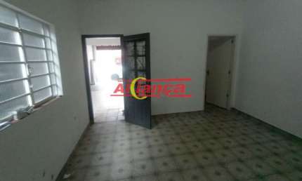 ÓTIMA CASA 100M² COM 2 DORMITÓRIOS E 1 VAGA DE GARAGEM - NÃO É INDIVIDUAL - PONTE GRANDE