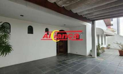 Sobrado para alugar, 4 quartos, sendo 3 suíte e 2 vagas, 342m², Macedo- Guarulhos por R$ 6.600,00