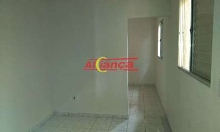 Sobrado com 2 quartos,  70m² - Bairro - Pq. Continental - Guarulhos /SP - por R$ 1.000,00