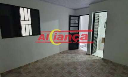 Casa para alugar com 1 quarto amplo, sala, cozinha, 1 vaga - Penha - São Paulo por R$: 2.500