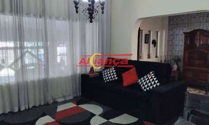 Sobrado para alugar, 3 quartos, sendo 1 suíte e 2 vagas, 278m², Macedo - Guarulhos R$ 7.000,00
